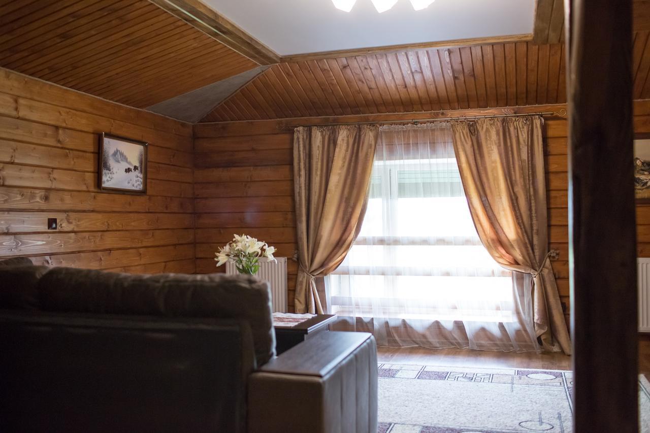 Hotel & Restaurant Complex Hap-Ok Brodki Екстериор снимка