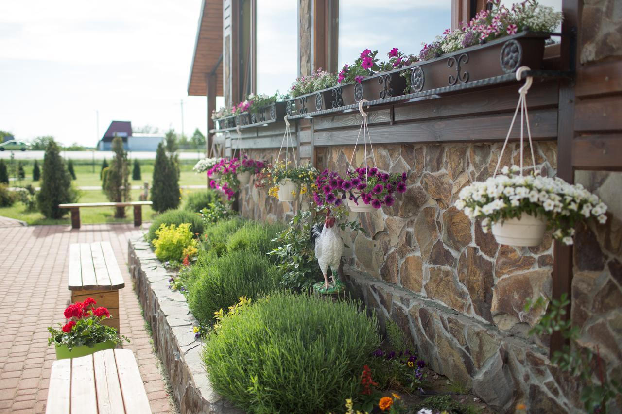 Hotel & Restaurant Complex Hap-Ok Brodki Екстериор снимка