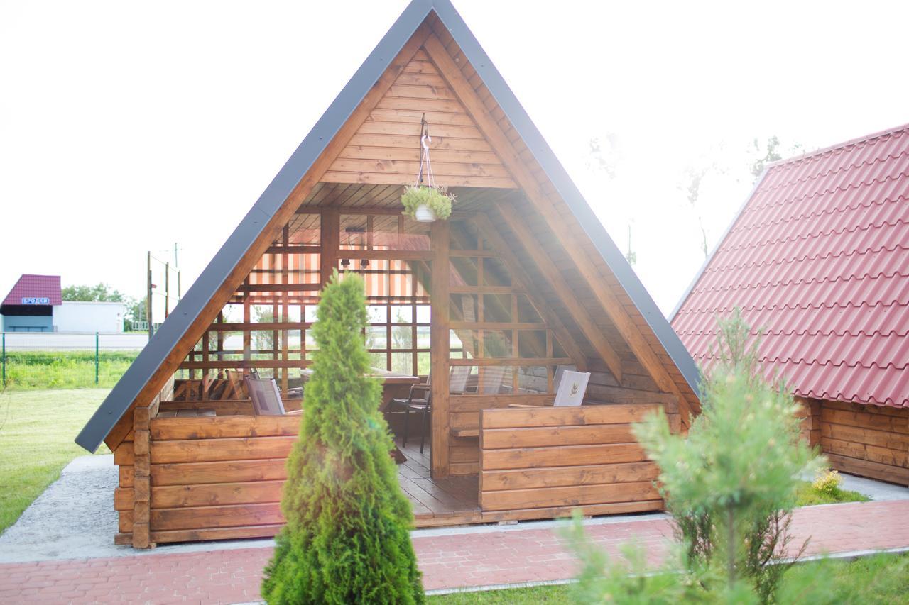 Hotel & Restaurant Complex Hap-Ok Brodki Екстериор снимка